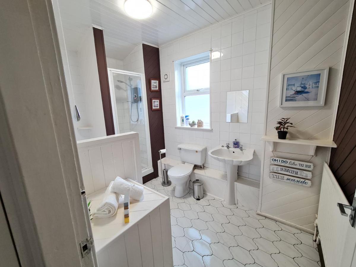 Large 3 Bed Flat, Free Parking Apartment Newcastle upon Tyne Ngoại thất bức ảnh