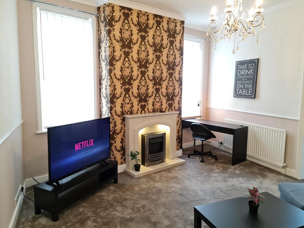 Large 3 Bed Flat, Free Parking Apartment Newcastle upon Tyne Ngoại thất bức ảnh