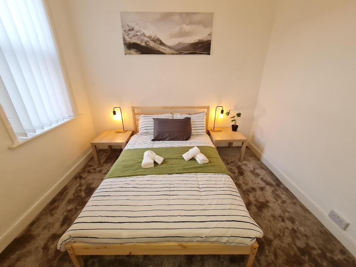 Large 3 Bed Flat, Free Parking Apartment Newcastle upon Tyne Ngoại thất bức ảnh