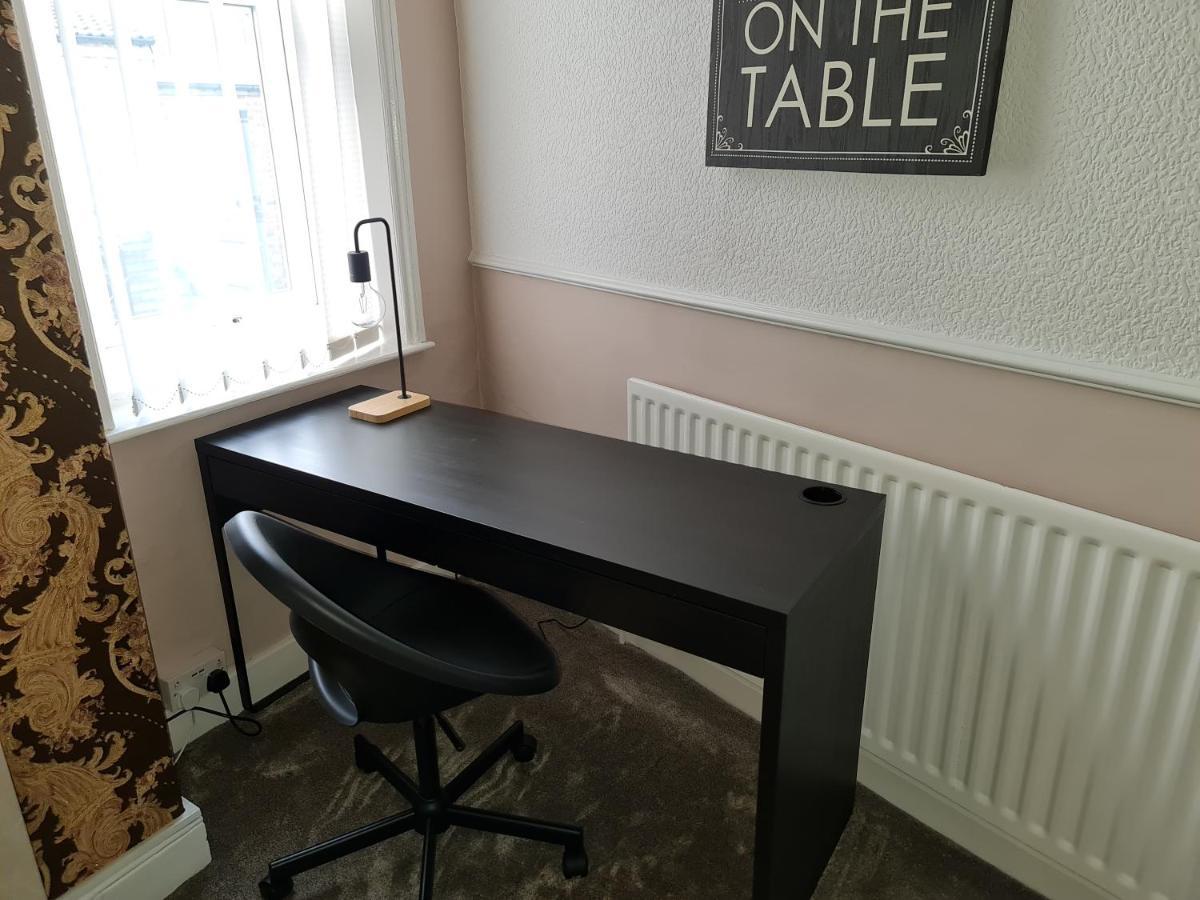 Large 3 Bed Flat, Free Parking Apartment Newcastle upon Tyne Ngoại thất bức ảnh