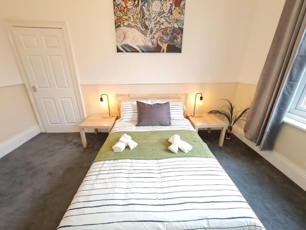 Large 3 Bed Flat, Free Parking Apartment Newcastle upon Tyne Ngoại thất bức ảnh